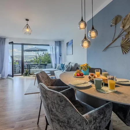 Apartment 7